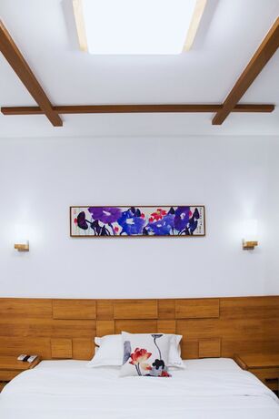 Imagen general del Hotel Listening To The Rain Hall Inn. Foto 3