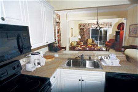 Imagen de la habitación del Hotel Litchfield Beach and Golf Resort. Foto 10