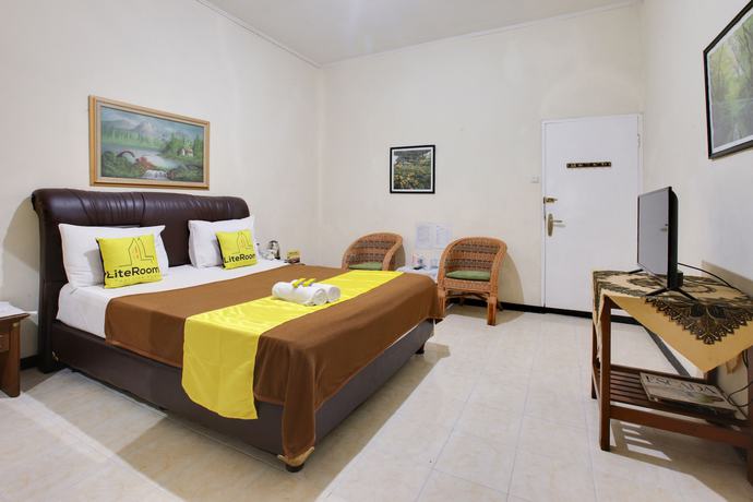 Imagen de la habitación del Hotel Literooms Kebun Raya Bogor. Foto 6