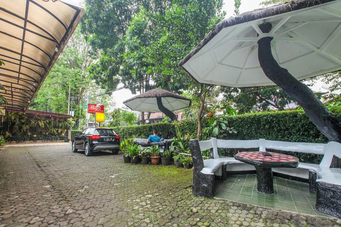 Imagen general del Hotel Literooms Kebun Raya Bogor. Foto 1