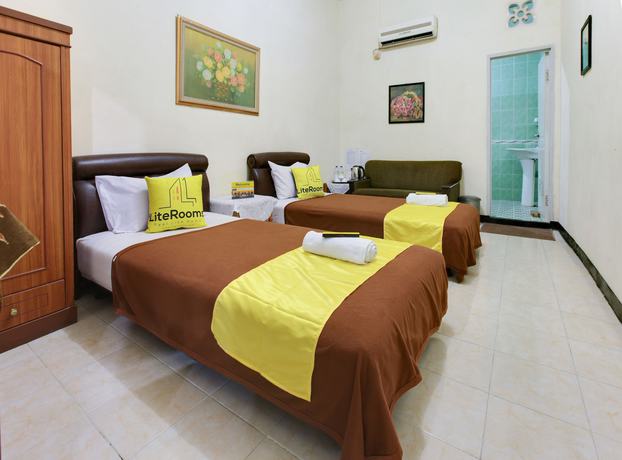 Imagen de la habitación del Hotel Literooms Kebun Raya Bogor. Foto 10