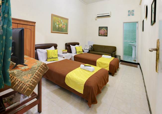 Imagen de la habitación del Hotel Literooms Kebun Raya Bogor. Foto 12