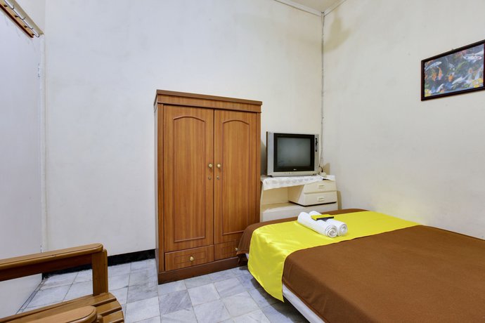 Imagen de la habitación del Hotel Literooms Kebun Raya Bogor. Foto 17