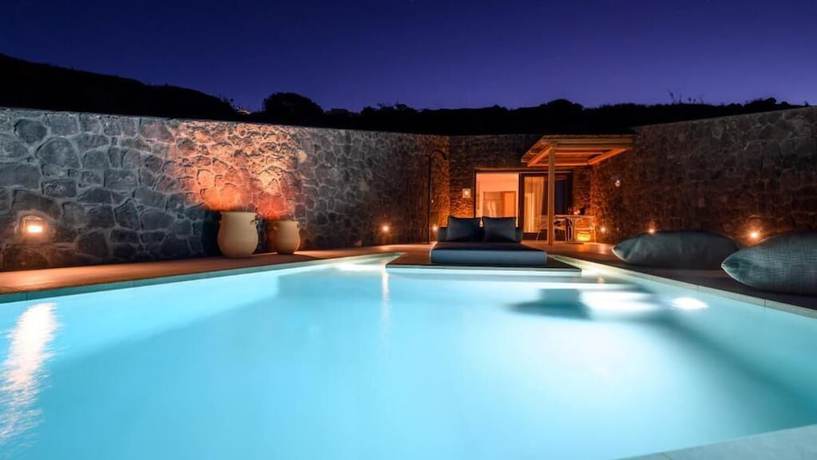 Imagen de la piscina del Hotel Lithi Luxury Retreat. Foto 13