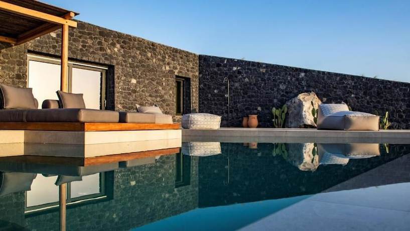 Imagen de la piscina del Hotel Lithi Luxury Retreat. Foto 19