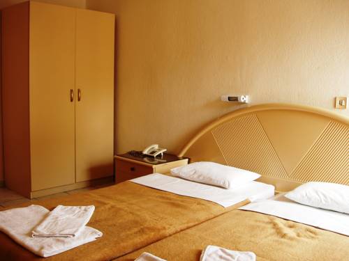 Imagen de la habitación del Hotel Lito, Paralia. Foto 4