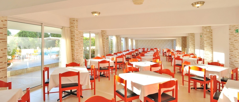 Imagen del bar/restaurante del Hotel Lito, Rodas. Foto 3