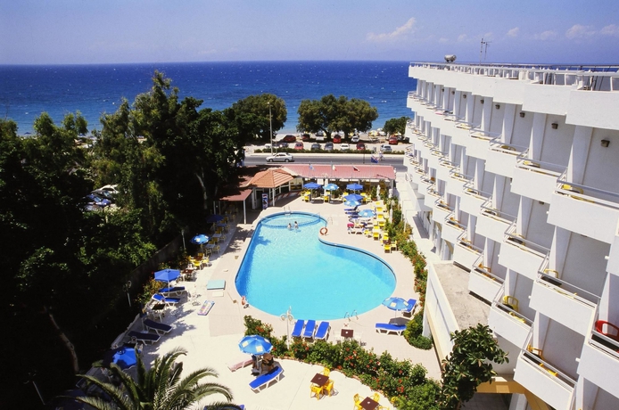 Imagen de la piscina del Hotel Lito, Rodas. Foto 12