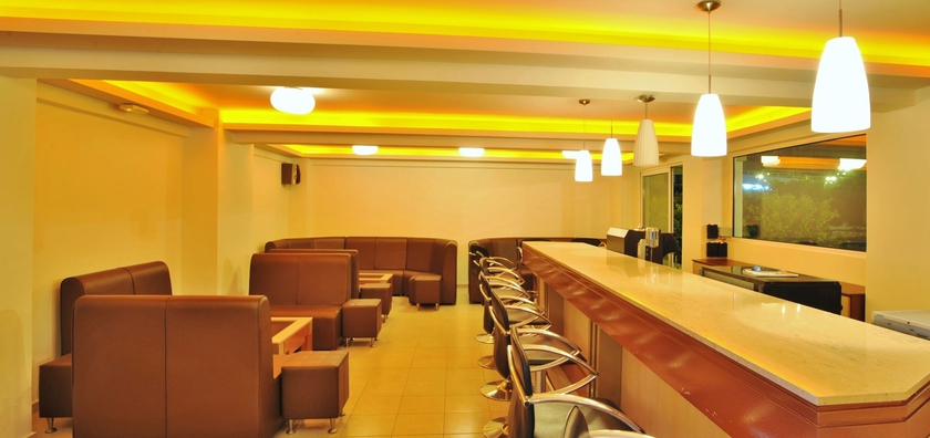 Imagen del bar/restaurante del Hotel Lito, Rodas. Foto 4