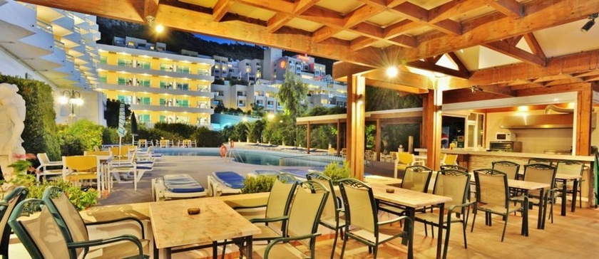 Imagen de la piscina del Hotel Lito, Rodas. Foto 15