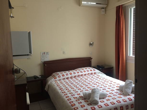 Imagen de la habitación del Hotel Lito, Tinos. Foto 10