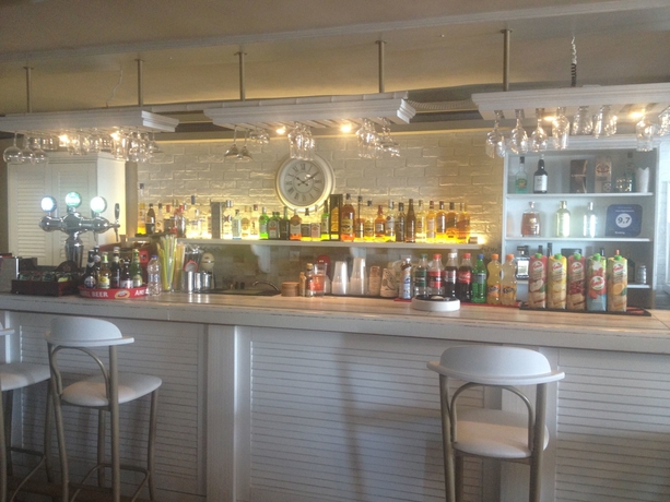 Imagen del bar/restaurante del Hotel Litsa Apartments. Foto 1