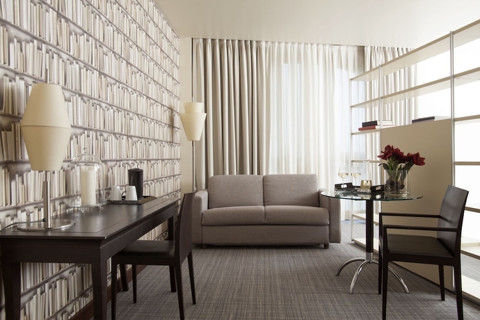 Imagen de la habitación del Hotel Litta Palace Milano. Foto 7