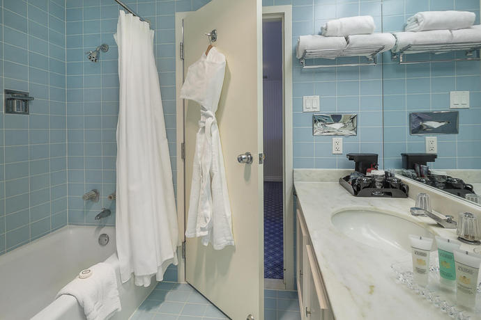 Imagen de la habitación del Hotel Little America Cheyenne. Foto 9