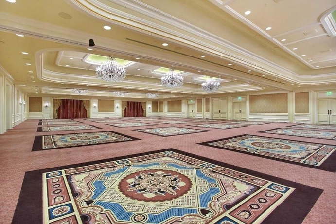 Imagen de los interiores del Hotel Little America. Foto 9