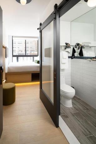 Imagen general del Hotel Little Charlie. Foto 9