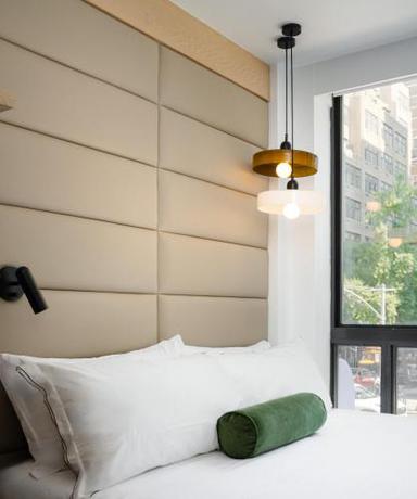 Imagen de la habitación del Hotel Little Charlie. Foto 20