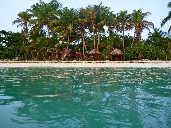 Imagen de los exteriores del Hotel Little Corn Beach and Bungalow. Foto 4