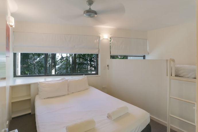 Imagen de la habitación del Hotel Little Cove Court. Foto 16
