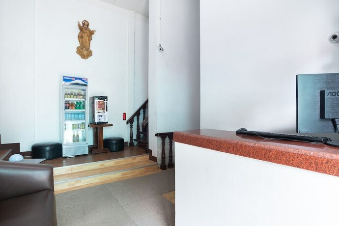 Imagen de los interiores del Hotel Little Falls Tagaytay. Foto 35