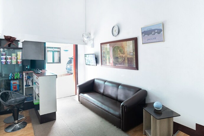 Imagen de los interiores del Hotel Little Falls Tagaytay. Foto 38