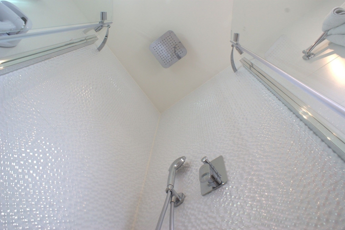 Imagen de la habitación del Hotel Little, Gare du Nord. Foto 12