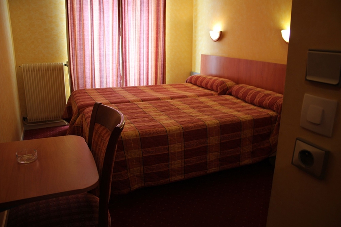 Imagen de la habitación del Hotel Little, Gare du Nord. Foto 15