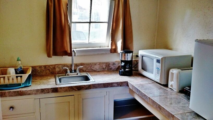 Imagen general del Hotel Little HiltInns EGM. Foto 5