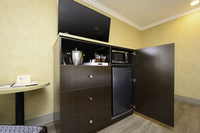 Imagen general del Hotel Little Inn By The Bay Newport Beach. Foto 4