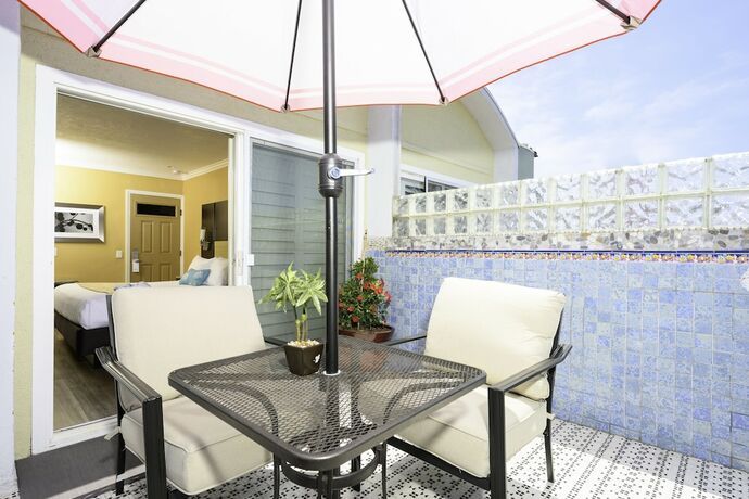 Imagen general del Hotel Little Inn By The Bay Newport Beach. Foto 12