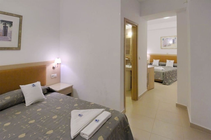 Imagen de la habitación del Hotel Little Inn. Foto 6