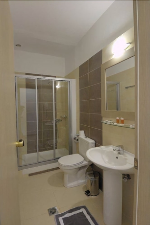 Imagen de la habitación del Hotel Little Inn. Foto 7