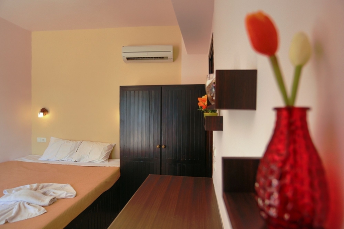 Imagen de la habitación del Hotel Little Lindos Sea View Studios. Foto 5