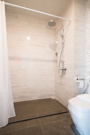 Imagen de la habitación del Hotel Little Nyonya. Foto 2