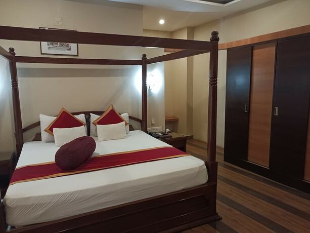 Imagen de la habitación del Hotel Little Palace, Dibrugarh. Foto 14