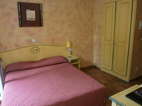 Imagen de la habitación del Hotel Little Palace, Toulon. Foto 13