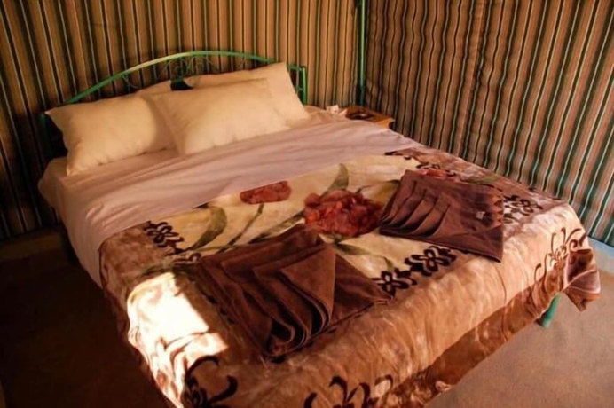 Imagen de la habitación del Hotel Little Petra Bedouin Camp. Foto 4