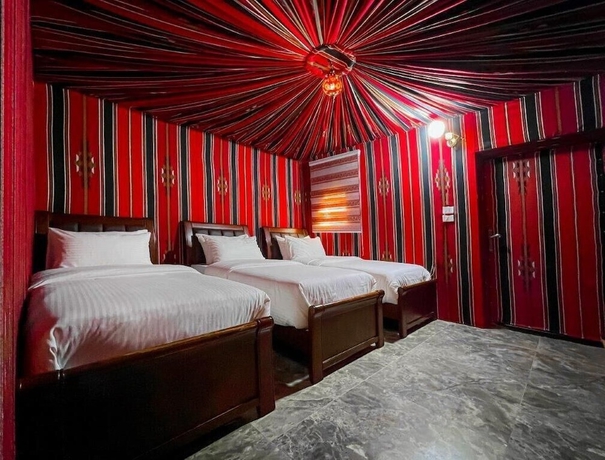Imagen de la habitación del Hotel Little Petra Bedouin Camp. Foto 9