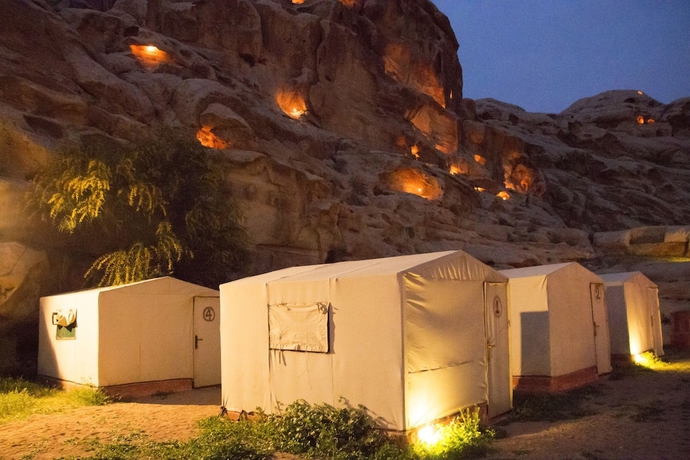 Imagen de la habitación del Hotel Little Petra Bedouin Camp. Foto 14