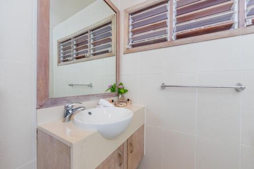 Imagen general del Hotel Little Polynesian Resort. Foto 7