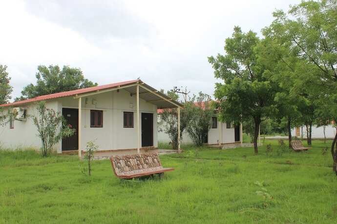 Imagen de la habitación del Hotel Little Rann Resort. Foto 17