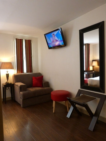 Imagen de la habitación del Hotel Little Regina. Foto 7