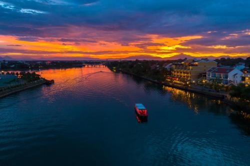 Imagen general del Hotel Little Riverside Hoi An . A Luxury Hotel & Spa. Foto 2