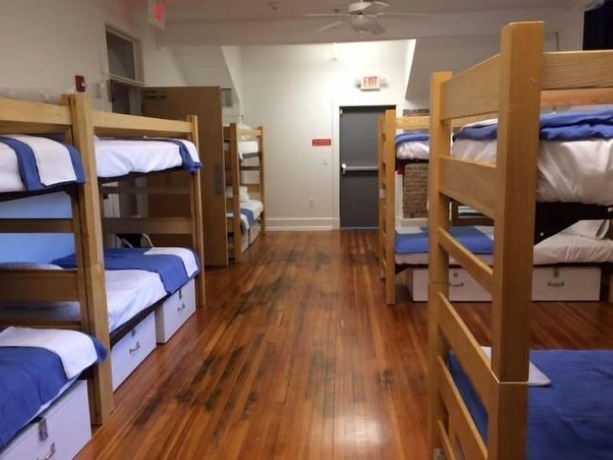 Imagen de la habitación del Hotel Little Rock Firehouse Hostel and Museum. Foto 13