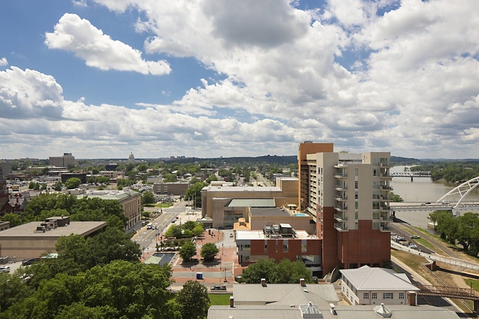 Imagen de la habitación del Hotel Little Rock Marriott. Foto 9