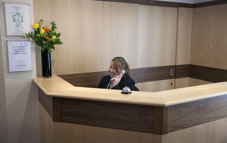 Imagen de los interiores del Hotel Little Silver Country. Foto 20