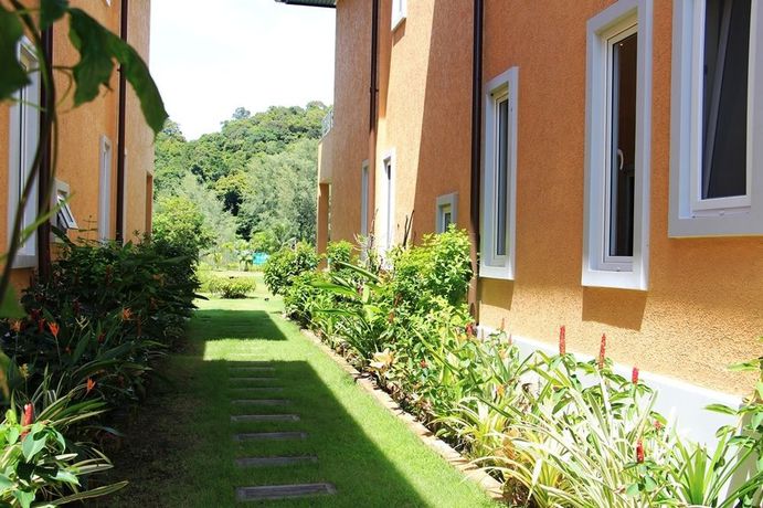 Imagen de los exteriores del Hotel Little Sunshine Boutique Beach Resort and Spa. Foto 11