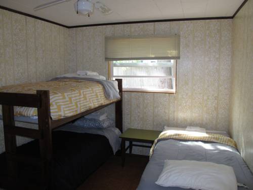Imagen de la habitación del Hotel Little Ted's Cottages. Foto 5