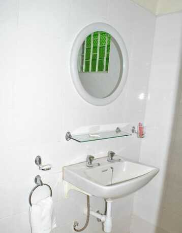 Imagen general del Hotel Little Woods Inn. Foto 2