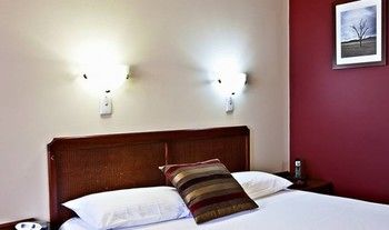 Imagen de la habitación del Hotel Littomore Suites Bathurst. Foto 8